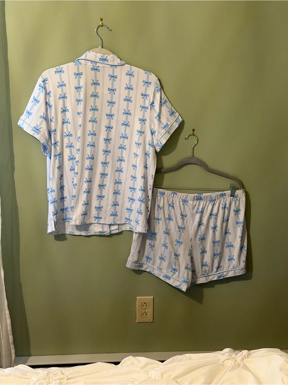 Soft Blue Bow-Print Short Pajama Set - Women's Sleep Top & Shorts